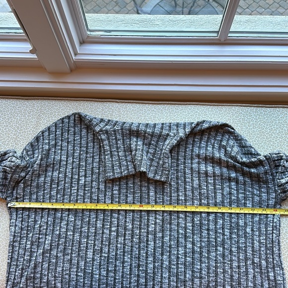 American Eagle Outfitters Slouchy Turtleneck - Picture 10 of 12